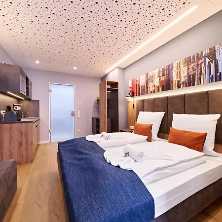 Xzllenz Traum Studio-Apartment, Frei-Parken, U-Bahn, Kueche Nuremberg Extérieur photo