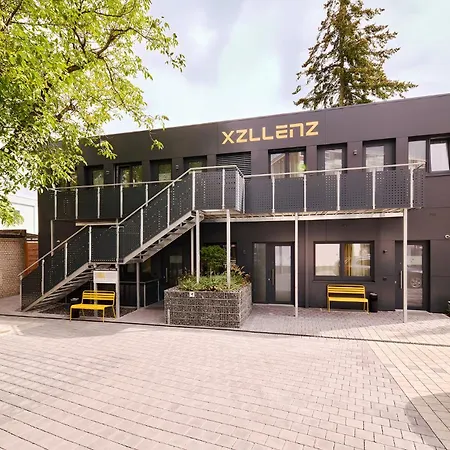 Xzllenz Traum Studio-Apartment, Frei-Parken, U-Bahn, Kueche Nuremberg Extérieur photo