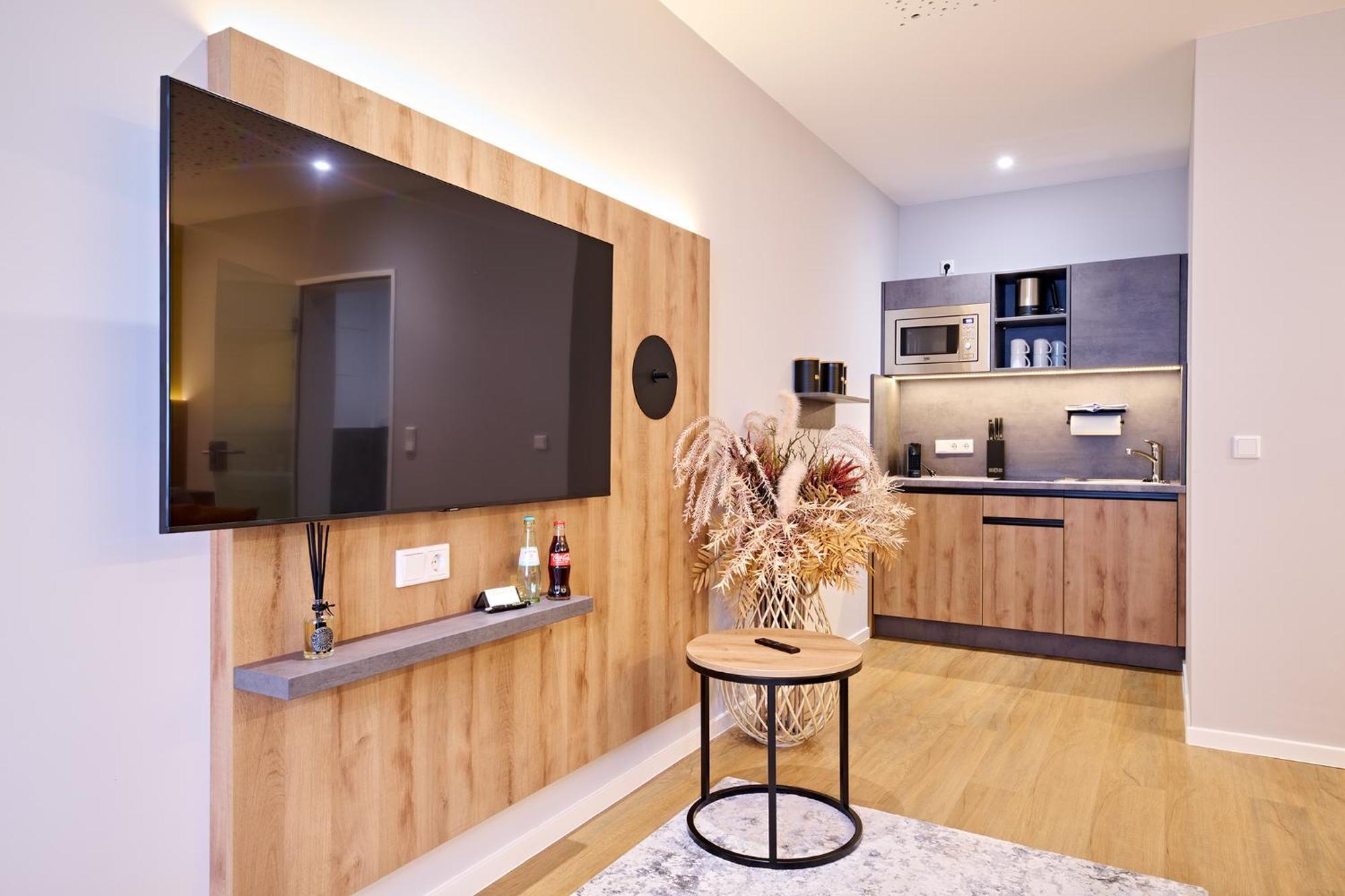 Xzllenz Traum Studio-apartment, Frei-parken, U-bahn, Kueche Apartment *