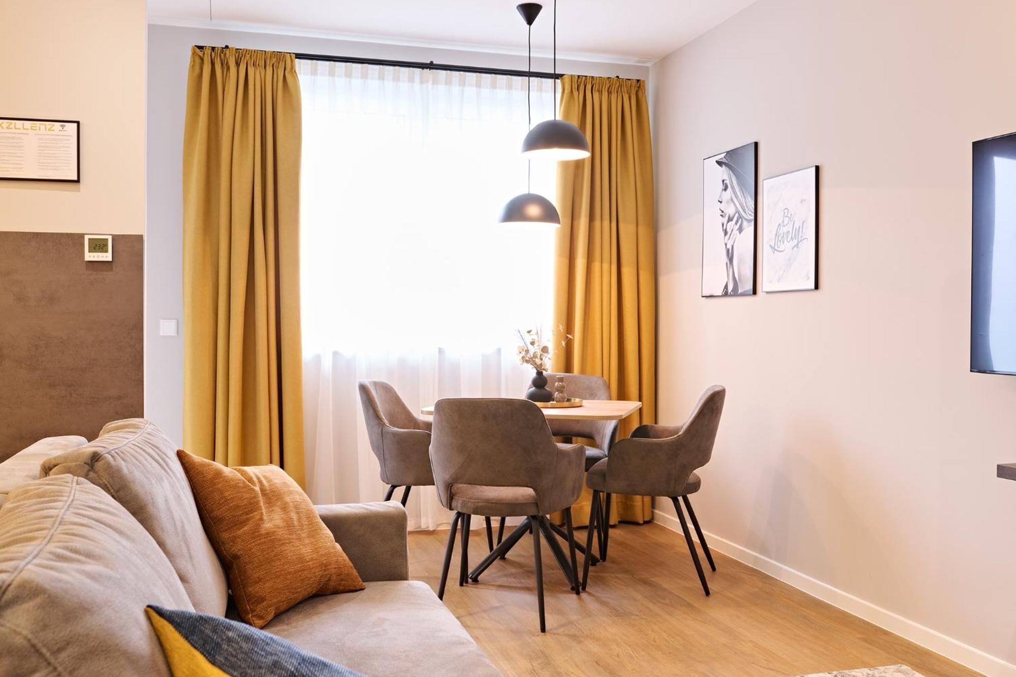 Apartment Xzllenz Traum Studio-apartment, Frei-parken, U-bahn, Kueche Nuremberg