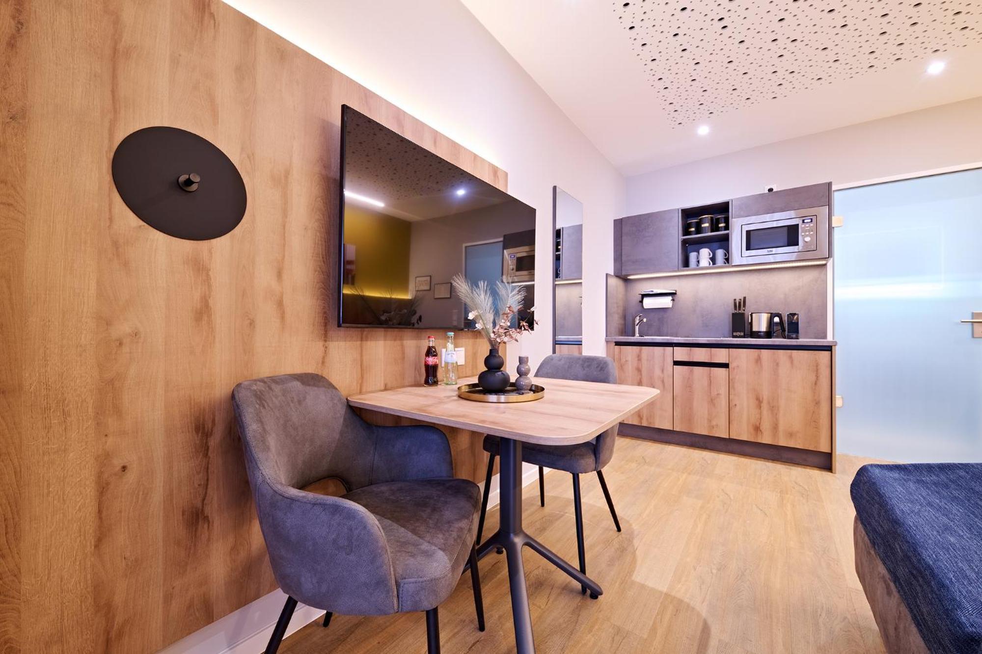 Xzllenz Traum Studio-apartment, Frei-parken, U-bahn, Kueche Apartment Nuremberg