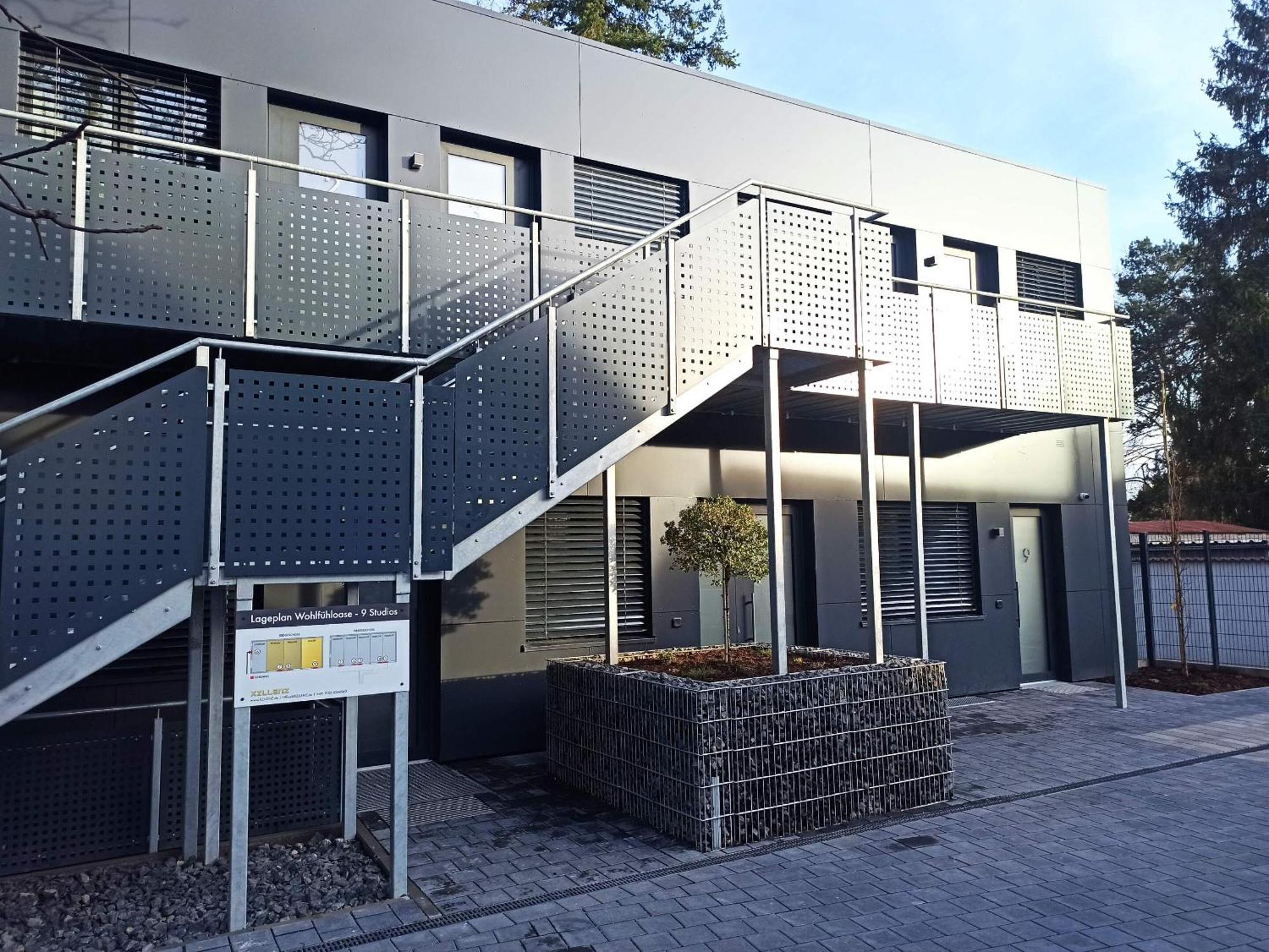 Apartment Xzllenz Traum Studio-apartment, Frei-parken, U-bahn, Kueche Nuremberg